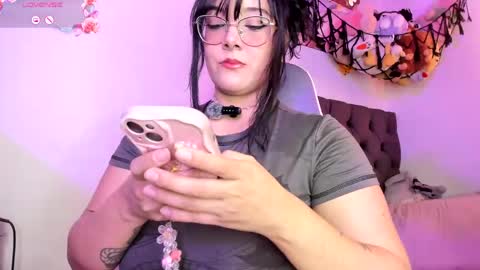 Snapshot of lilithh_kuro chatting on May 24, 2026, 7:41 pm Lilithh Kuro online show from May 24, 2026, 7:41 pm