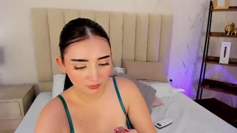 Snapshot of lilithharperr_ chatting on July 23, 2026, 7:17 am LILITH online show from July 23, 2026, 7:17 am