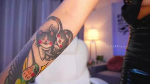 Lili  online show from March 3, 2025, 9:15 pm