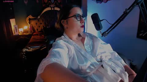 lilithmystic01 online show from January 20, 2025, 9:35 am