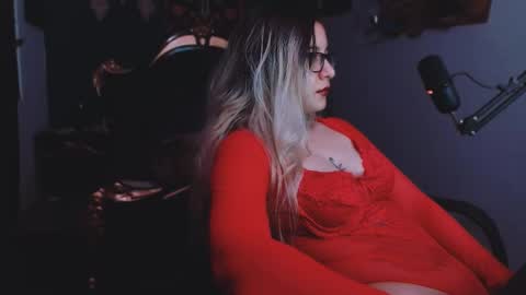 lilithmystic01 online show from February 22, 2025, 1:35 pm