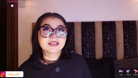 lilithnyx_x online show from May 9, 2026, 3:06 pm