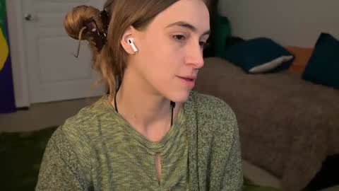 L online show from January 16, 2025, 6:48 pm