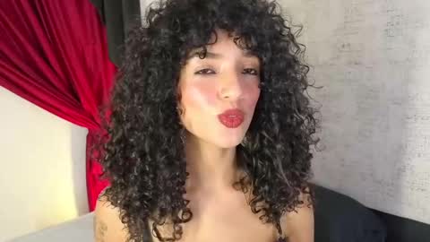 jessi 3 online show from September 12, 2025, 7:25 pm