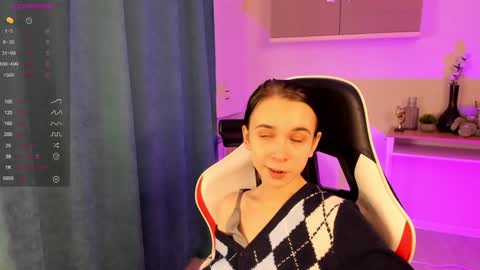 lilithstrangfor online show from December 17, 2024, 11:39 am