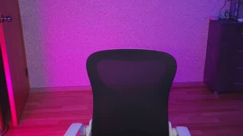 lilithstrangfor online show from February 27, 2026, 10:43 pm