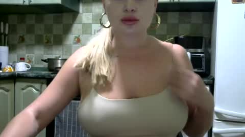 liliya133244 online show from July 8, 2026, 12:59 am
