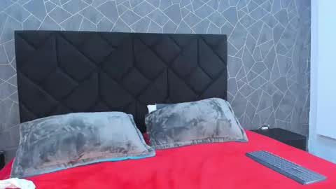 Snapshot of lilla_rossy chatting on February 25, 2025, 11:22 pm lilla_rossy online show from February 25, 2025, 11:22 pm