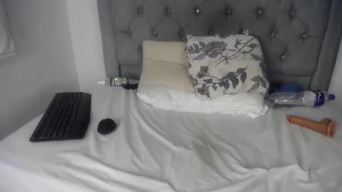 lille online show from February 25, 2025, 12:58 am