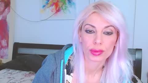 Lara online show from February 17, 2025, 3:25 am