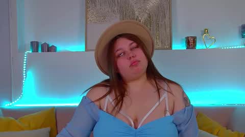 LillianHaig online show from March 1, 2025, 3:10 am