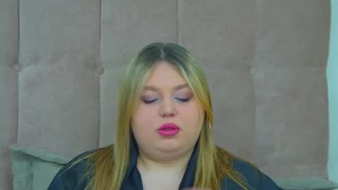 LillianHaig online show from March 4, 2026, 7:20 pm