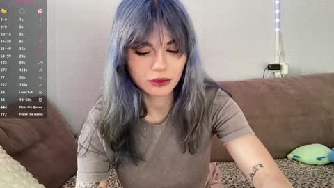 Amelia online show from April 5, 2026, 12:13 pm