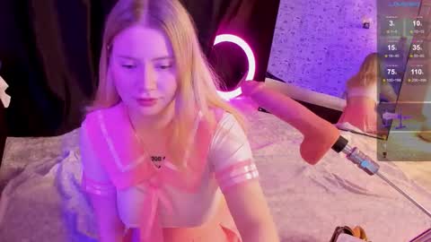 lillie_berry online show from November 28, 2025, 4:59 am