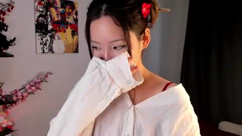 lillie_sun online show from June 22, 2026, 3:25 am