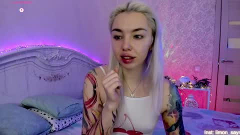 LilliMoore online show from November 3, 2025, 11:04 pm