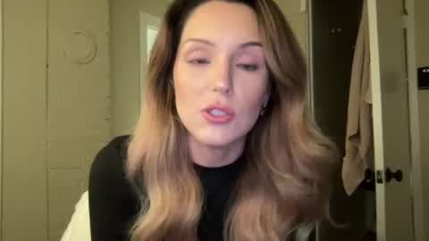 Snapshot of lilly_adams88 chatting on July 23, 2026, 2:20 am lilly_adams88 online show from July 23, 2026, 2:20 am