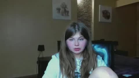 Lilly online show from November 20, 2025, 7:13 pm