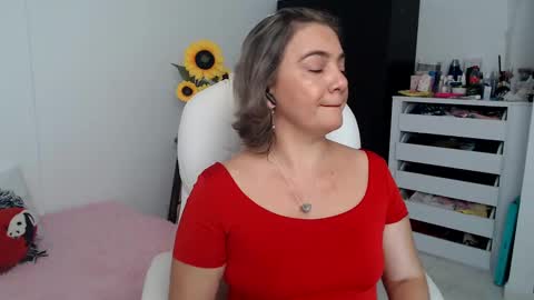 Lilly online show from December 29, 2024, 1:06 pm