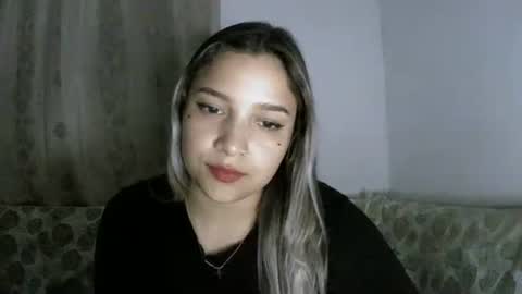 Snapshot of lilly_ocean22 chatting on March 9, 2026, 6:50 am Sey - Lilly online show from March 9, 2026, 6:50 am