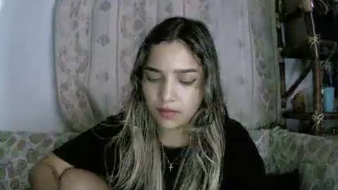 Snapshot of lilly_ocean22 chatting on April 9, 2026, 7:25 am Sey - Lilly online show from April 9, 2026, 7:25 am