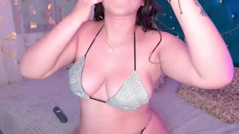 Lilly Peach online show from September 14, 2025, 4:22 am