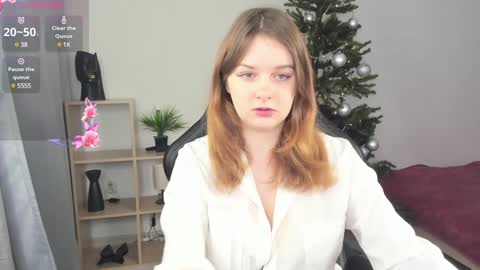 Lilly online show from December 28, 2024, 2:22 am