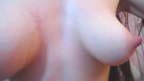 Lilly online show from April 7, 2026, 7:25 pm