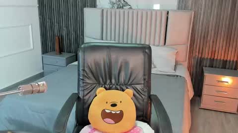 Lilly Ortiz online show from March 16, 2026, 7:40 pm