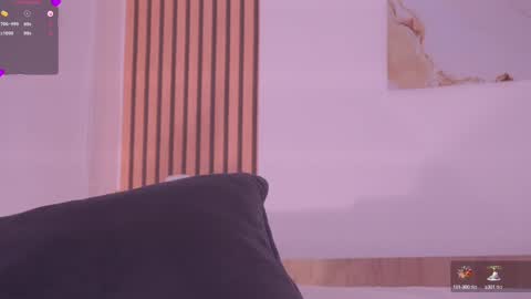 Lilly Thompson  online show from December 28, 2024, 2:01 am