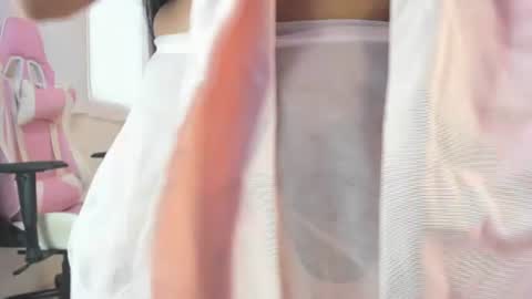 lillyy16 online show from June 18, 2026, 11:03 am