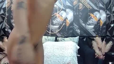 lilmissbaddiexxx online show from September 24, 2025, 8:01 pm