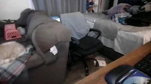 lilpackage69 online show from January 29, 2025, 3:44 am