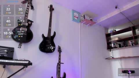 Carolina  online show from December 6, 2024, 7:23 pm