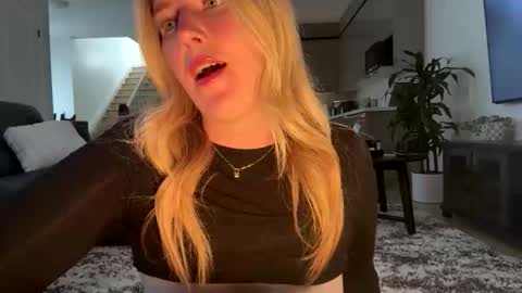 Ava online show from April 27, 2026, 1:53 pm