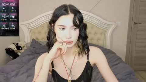 Snapshot of lilpupsonish chatting on May 24, 2026, 5:34 am Jesse and Grace online show from May 24, 2026, 5:34 am
