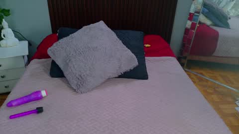 lilu online show from March 21, 2026, 8:19 am