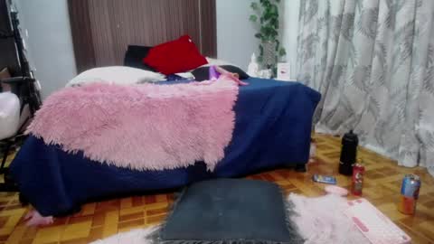 lilu online show from June 5, 2026, 6:52 am