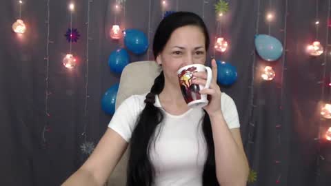 lilugrants online show from January 9, 2025, 10:31 pm