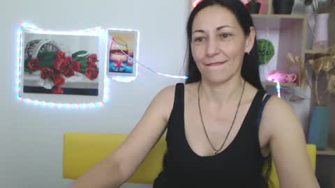 lilugrants online show from January 19, 2025, 5:26 am