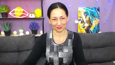 lilugrants online show from January 23, 2025, 7:29 pm