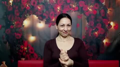 lilugrants online show from March 3, 2025, 7:06 pm