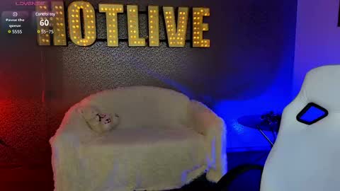 Lilu online show from January 12, 2025, 6:17 am