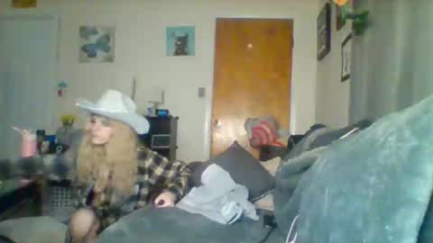 Snapshot of lilvioletxxx chatting on September 13, 2025, 12:43 am Little Violet online show from September 13, 2025, 12:43 am