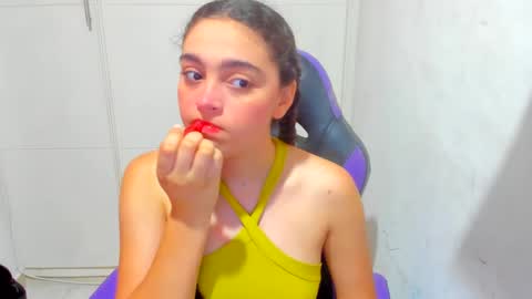 lily_anal_squirt online show from December 22, 2024, 7:10 pm