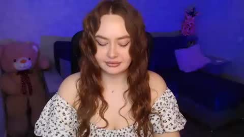 lily_baker_ online show from February 18, 2026, 4:25 pm