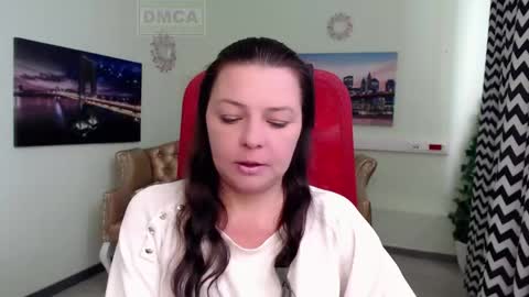 Lily online show from May 9, 2026, 5:56 am