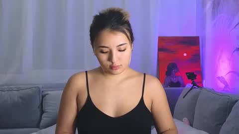 Lily online show from February 17, 2025, 4:59 pm