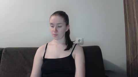 lily_love_x online show from February 21, 2025, 11:10 pm