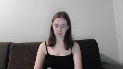 lily_love_x online show from November 14, 2025, 10:18 pm